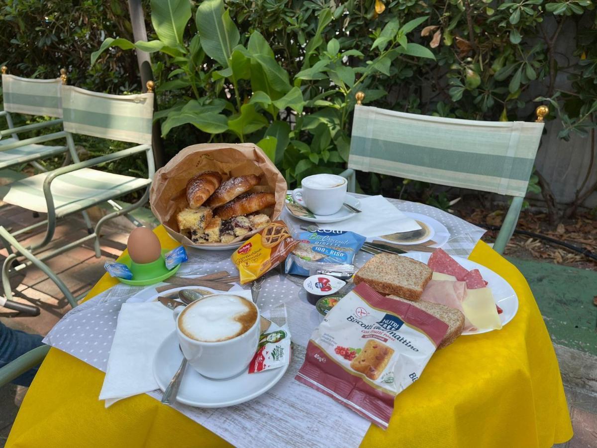 Hotel Montebello Riccione Zewnętrze zdjęcie
