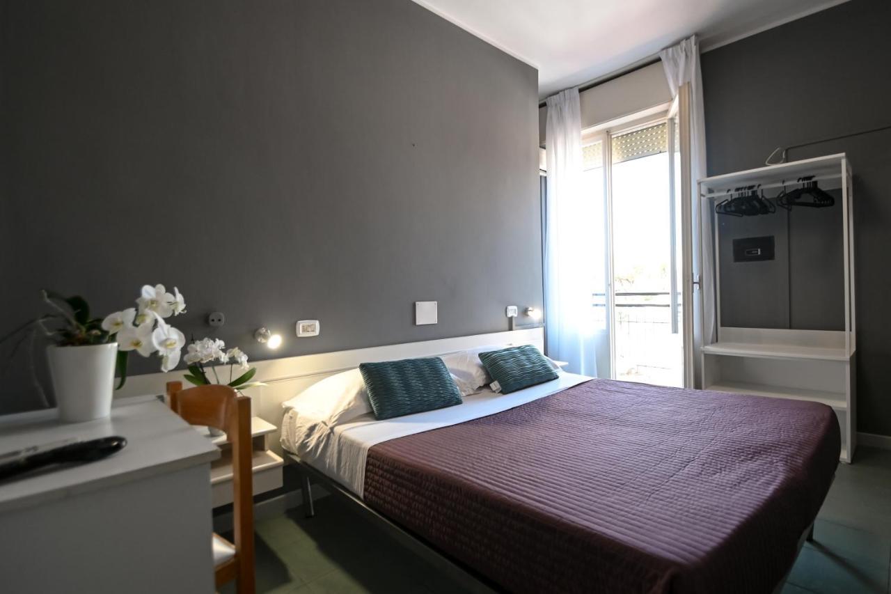 Hotel Montebello Riccione Zewnętrze zdjęcie
