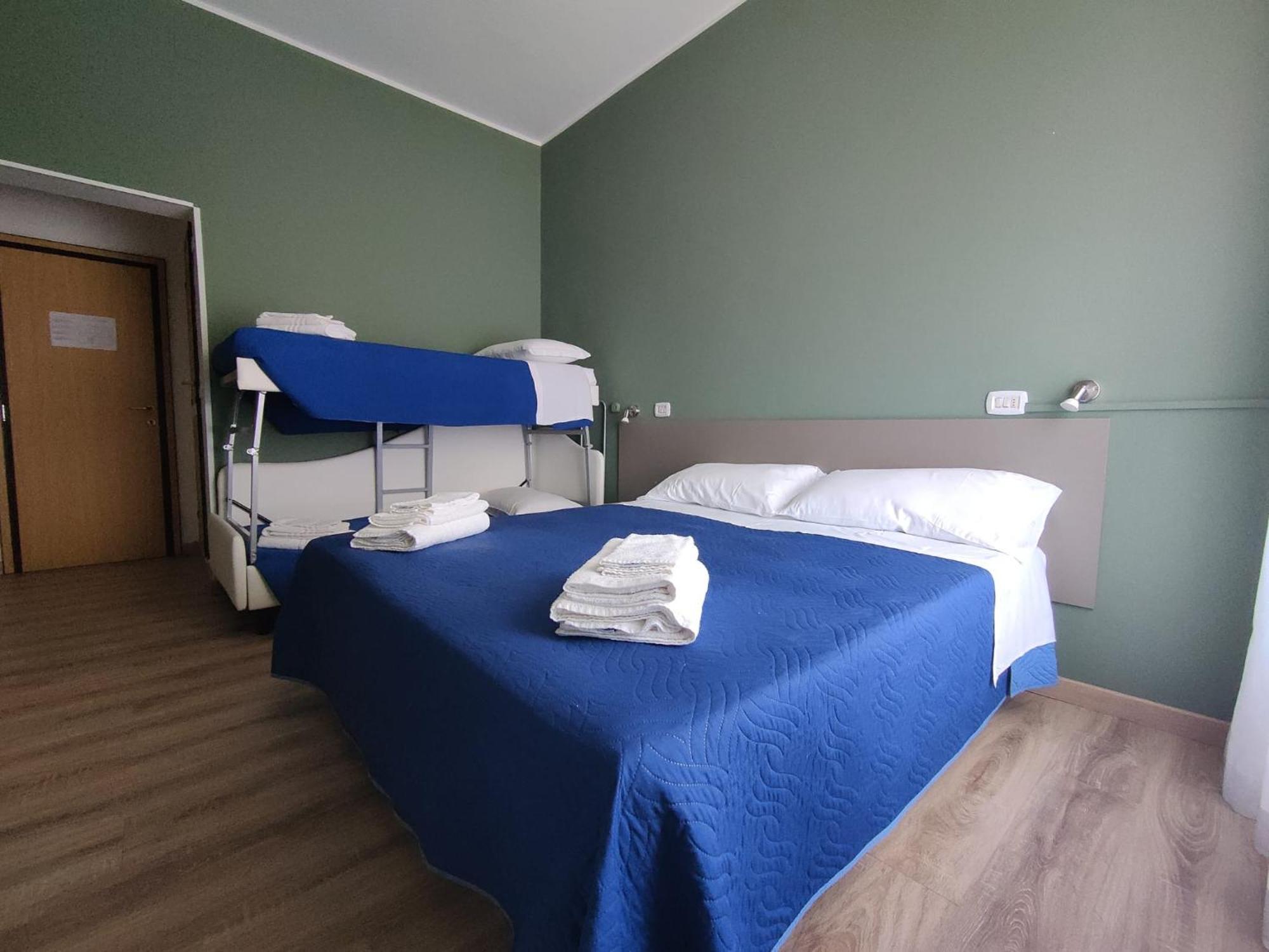 Hotel Montebello Riccione Zewnętrze zdjęcie