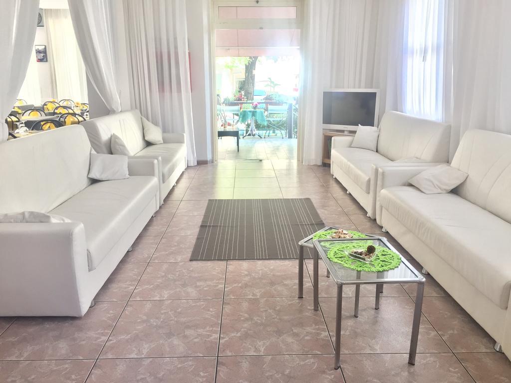 Hotel Montebello Riccione Zewnętrze zdjęcie