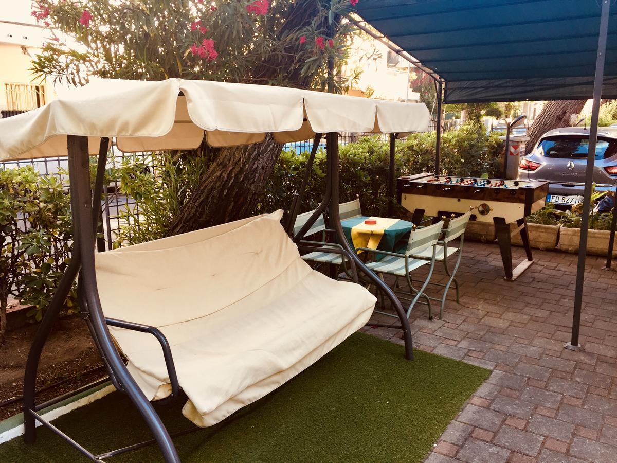 Hotel Montebello Riccione Zewnętrze zdjęcie